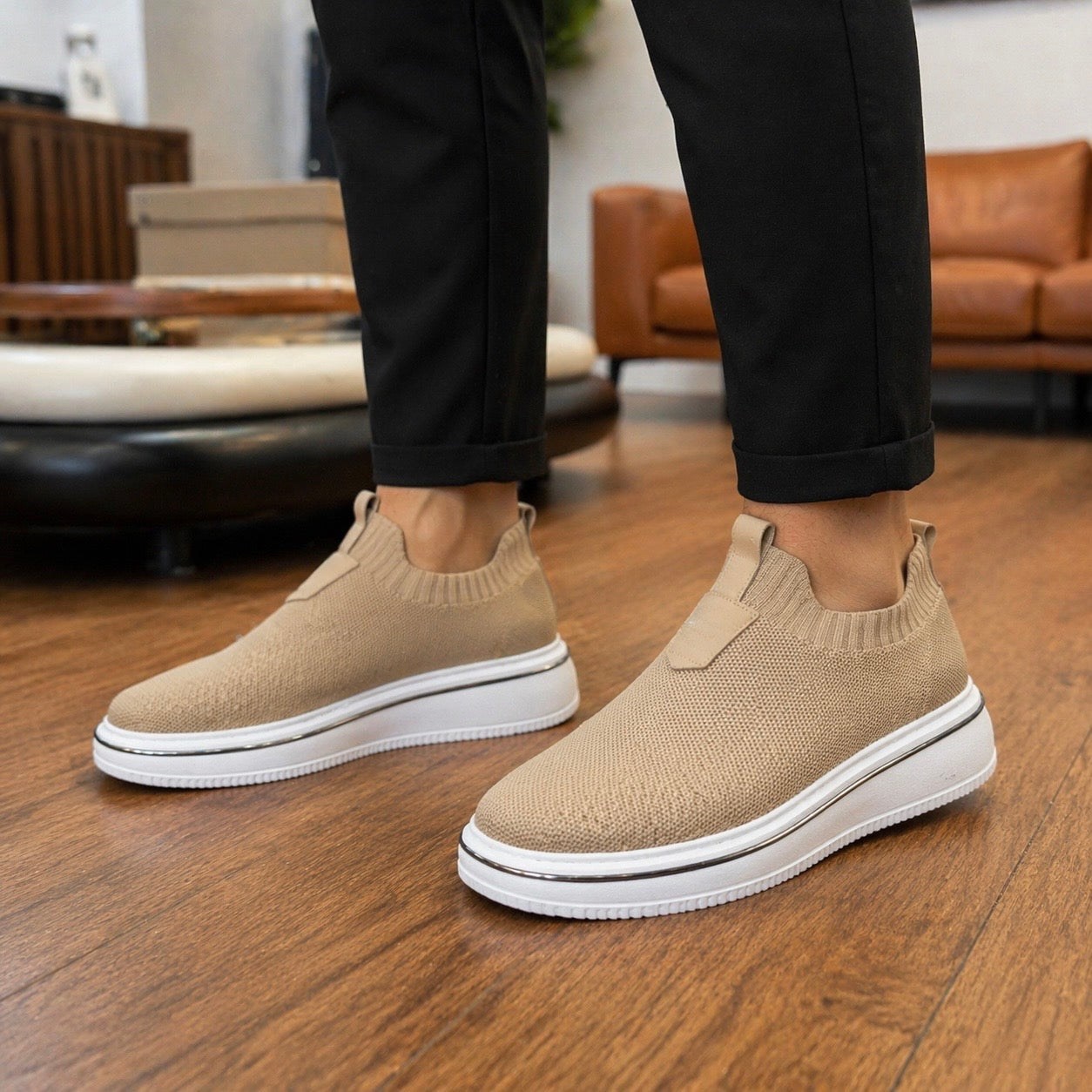 TAMAMEN EL İŞÇLİĞİ İLE %100 GERÇEK TRİKO SNEAKERS